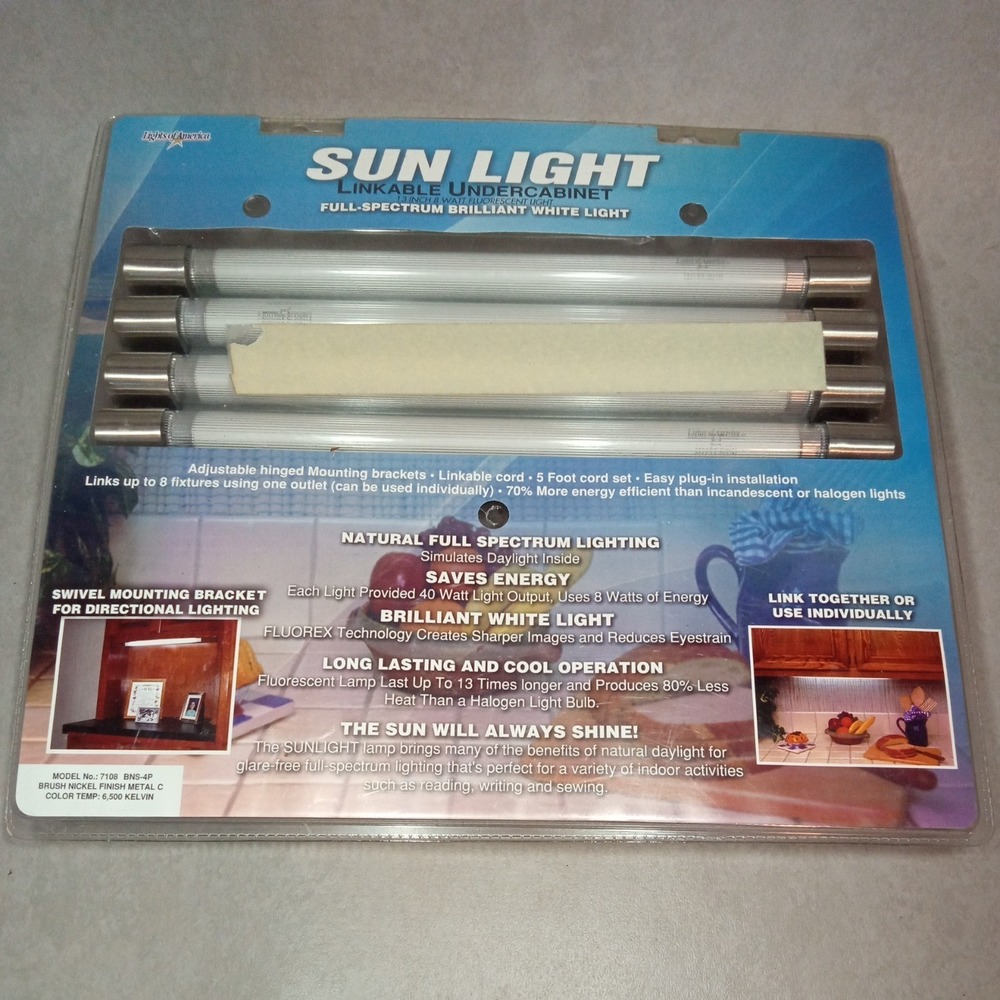 NEW LIGHTS OF AMERICA SUN LIGHT LINKABLE UNDER CABINET FULL SPECTRUM LIGHT KIT
